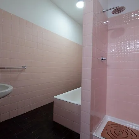 L.t. _ Locazioni Turistiche _ 3* باري